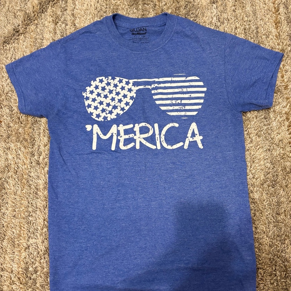 Gildan Blue 'Merica Sunglasses T-Shirt
